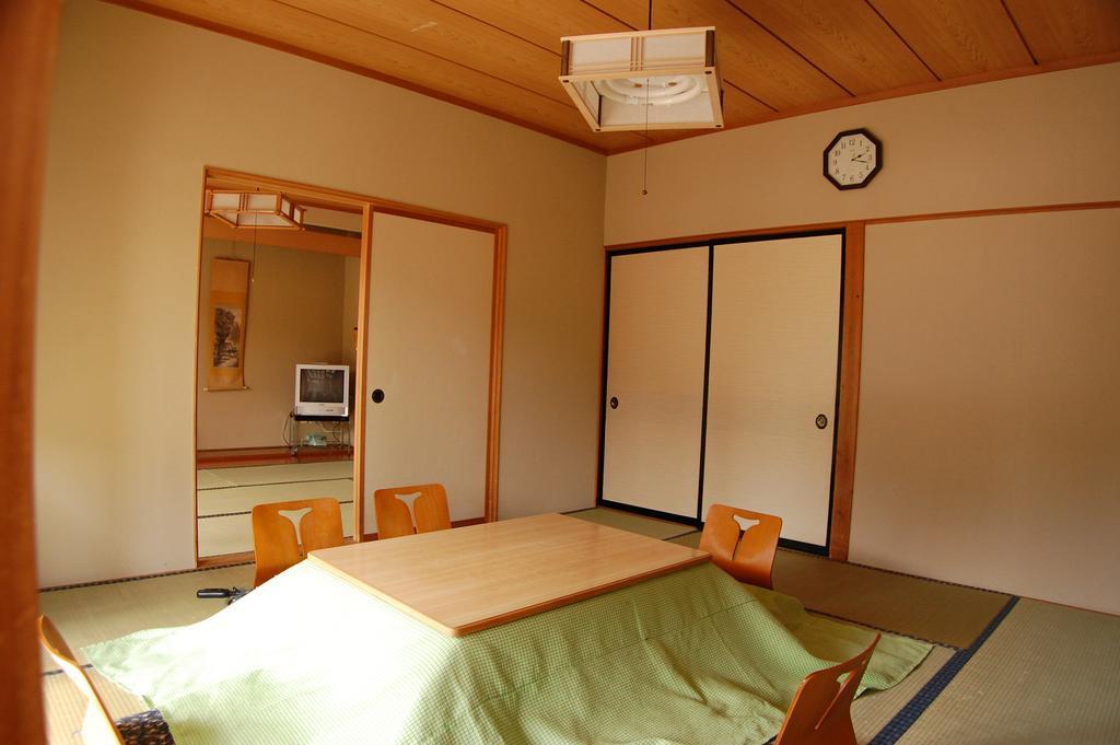 Sawatari Onsen Miyataya Ryokan Nakanojo Экстерьер фото