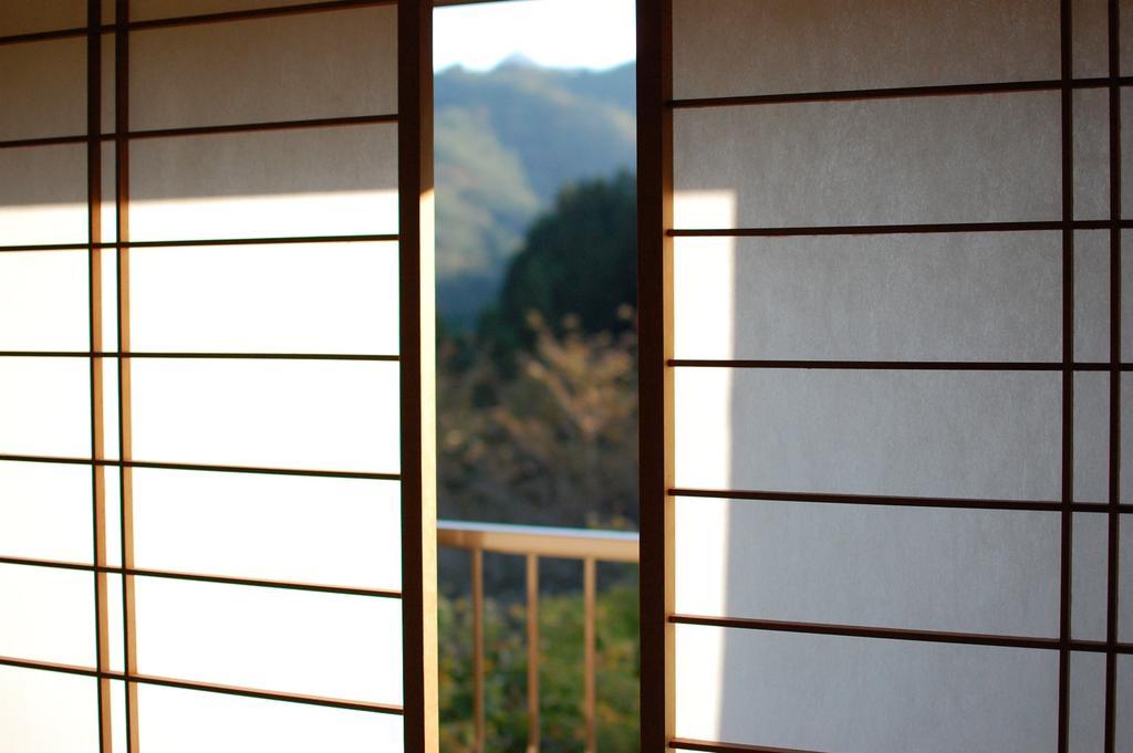 Sawatari Onsen Miyataya Ryokan Nakanojo Номер фото